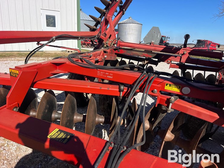 case-ih-3950-image-15