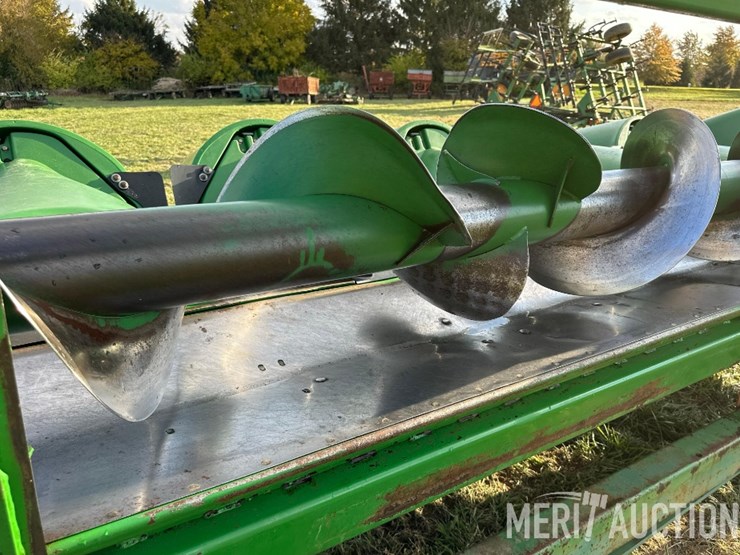 john-deere-608c-image-8