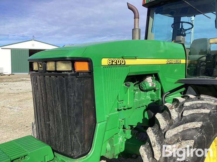 1995-john-deere-8200-image-14