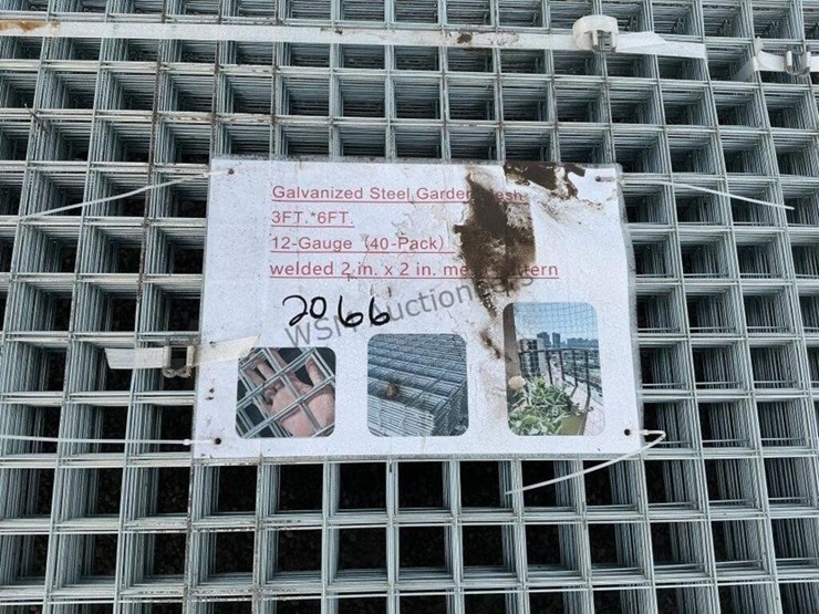 (40)-galvanized-steel-3’x6’-garden-mesh-panels-image-4