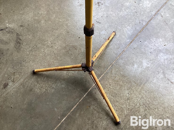 halogen-shop-light-image-12