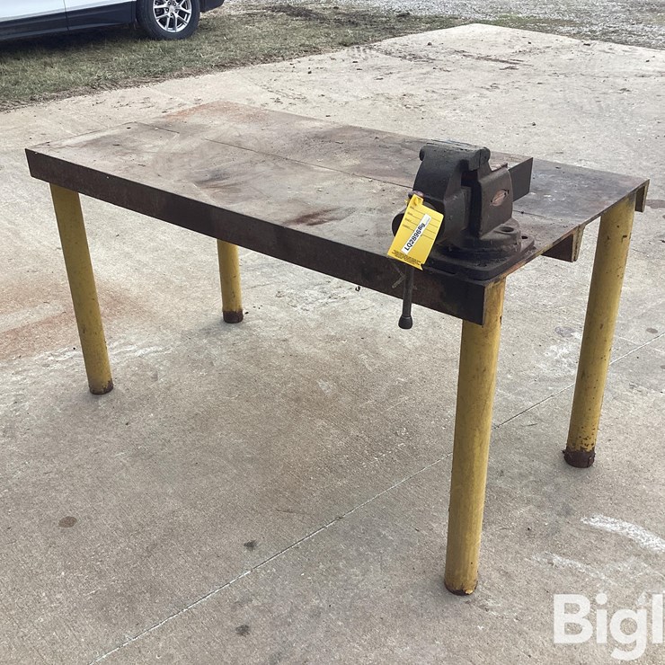 Heavy Duty Metal Work Bench