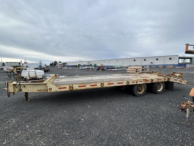 1993-interstate-24'-t/a-equipment-trailer-image-2