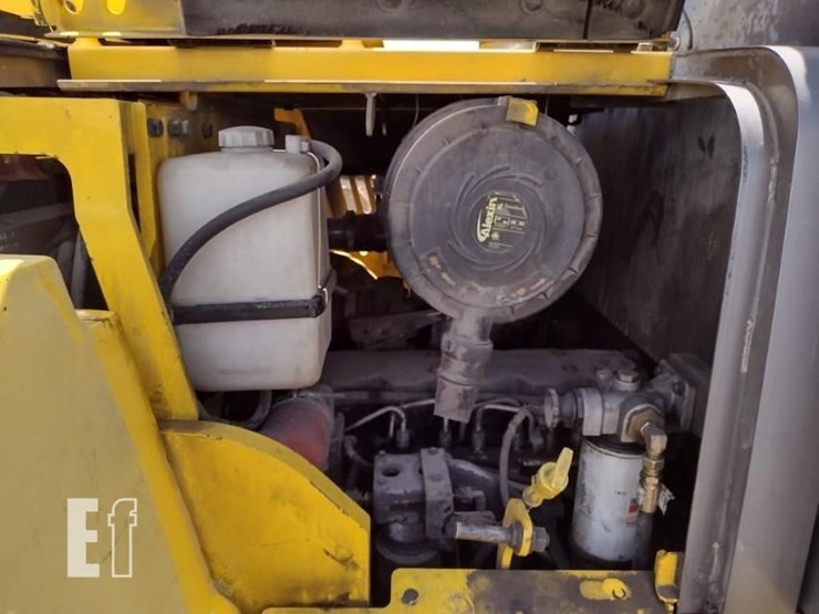 hyundai-110d-7e-image-25