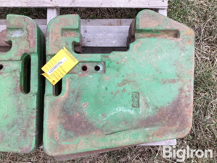 john-deere-suitcase-weights-image-11