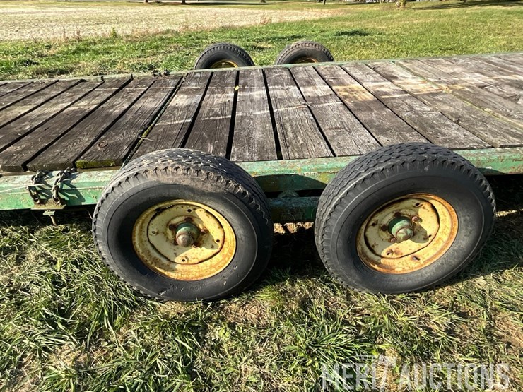 john-deere-implement-trailer-image-17