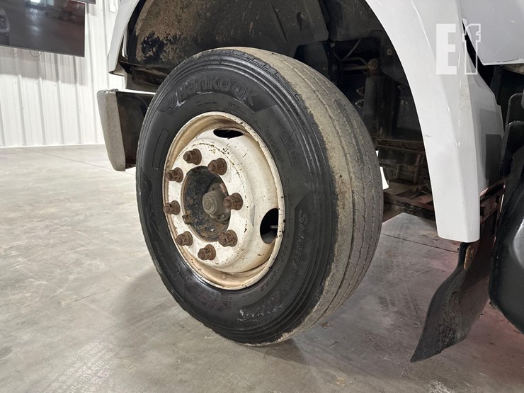 2023-ford-f650-sd-image-30