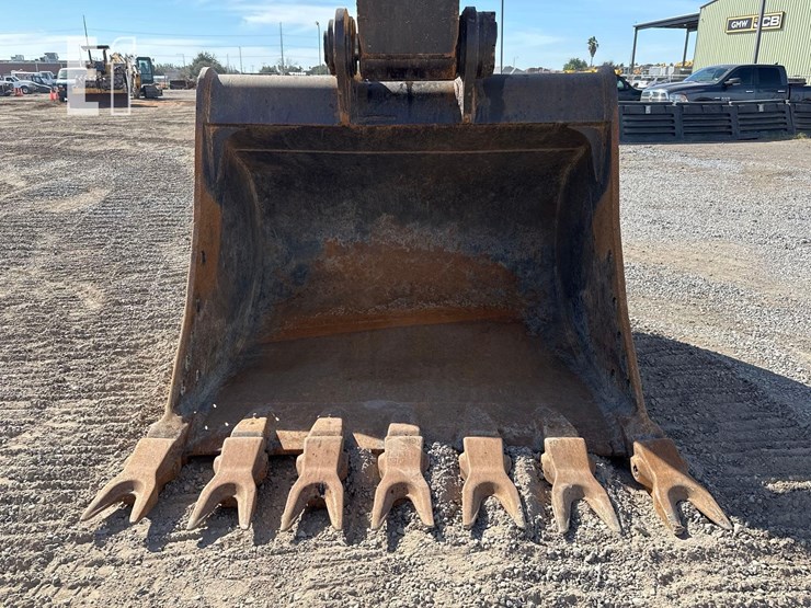 2018-caterpillar-336fl-image-11