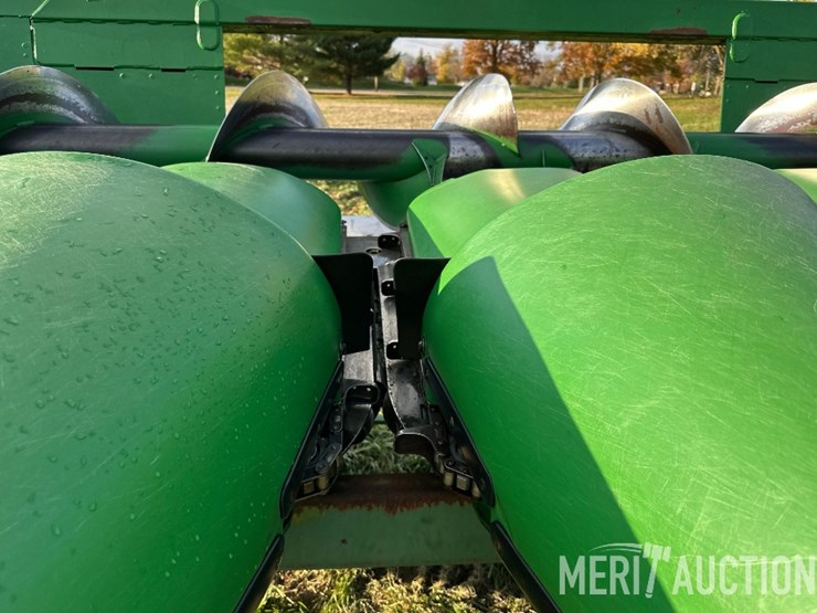 john-deere-608c-image-19