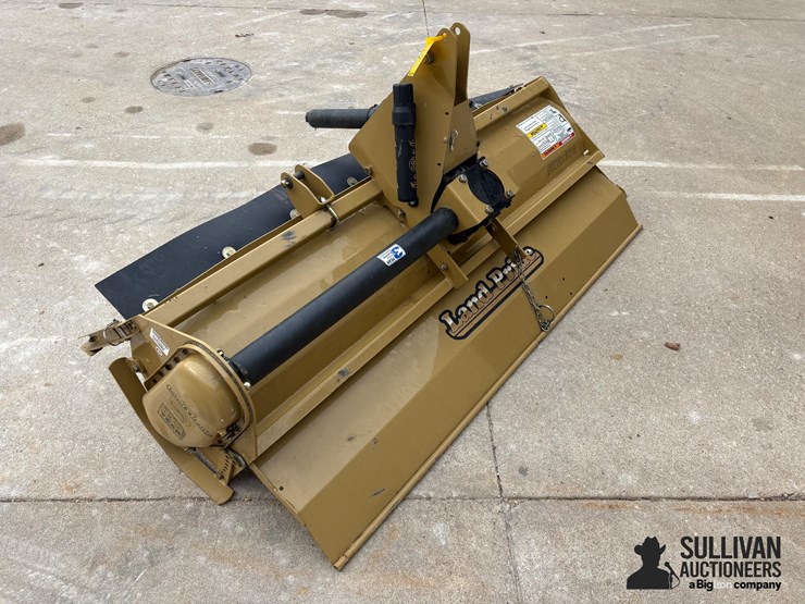 2022-land-pride-rtr1274-image-7