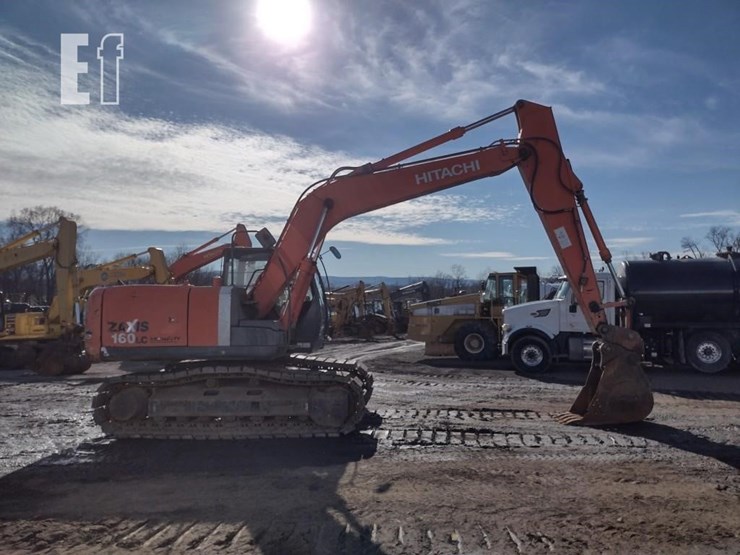 2012-hitachi-zx160-lc-3-image-3