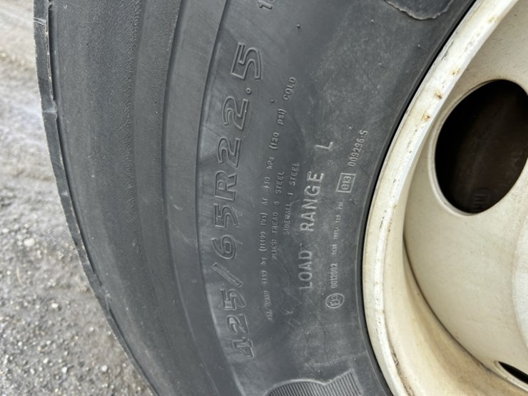 2002-sterling-l7500-image-10