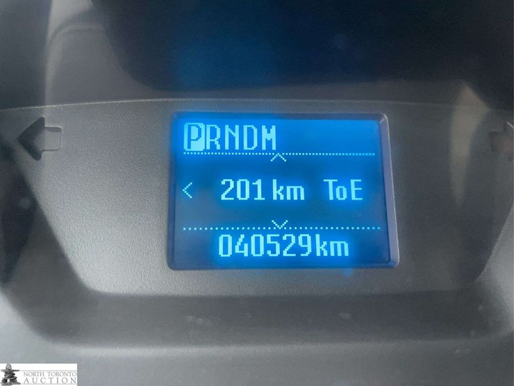 2015-ford-transit-image-16