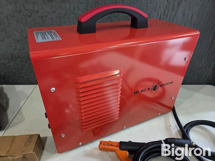 black-widow-358mp-plasma-cutter-image-9