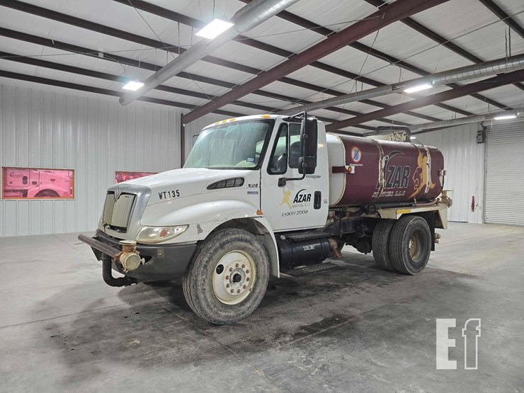 2009-international-durastar-4300-image-1