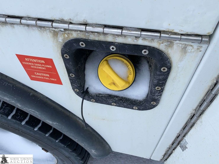 2013-ford-f450-image-28