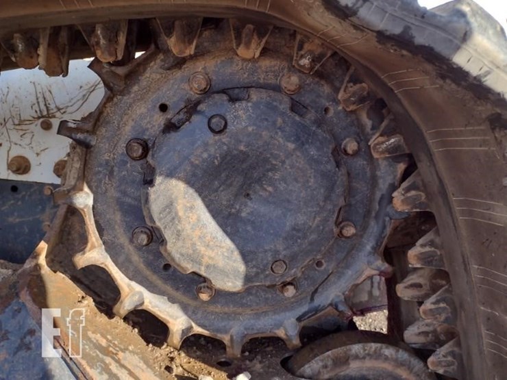 2019-bobcat-t770-image-23