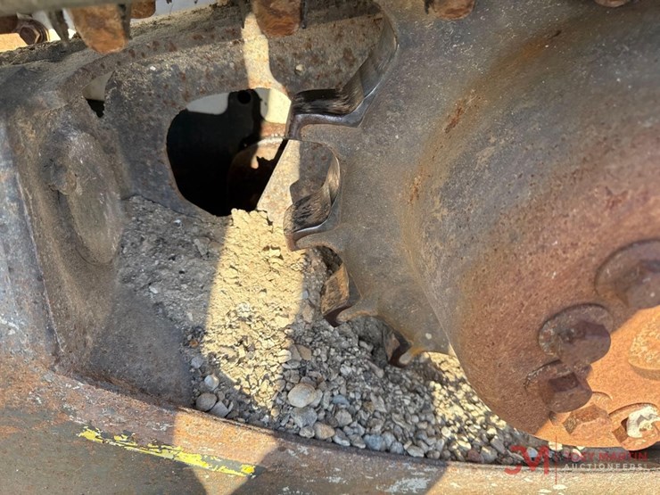 2015-bobcat-t590-image-8