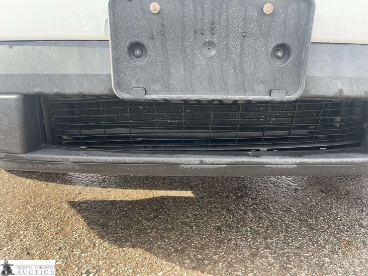 2014-ford-explorer-image-29