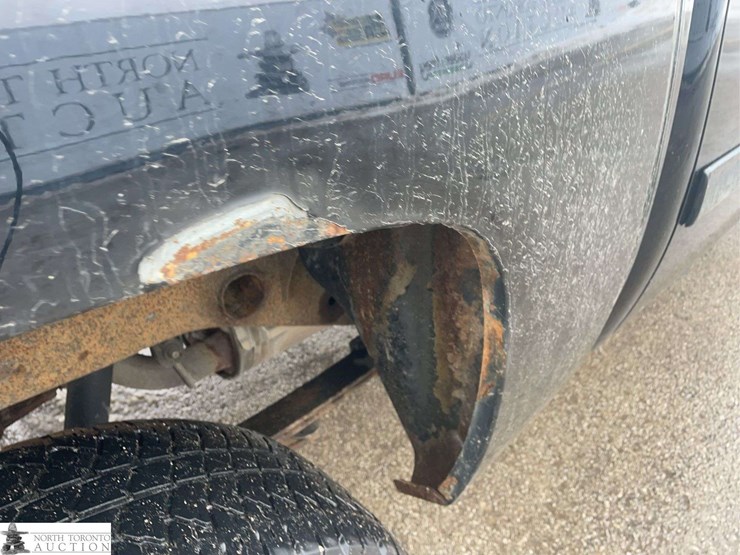 2013-chevrolet-silverado-1500-image-39