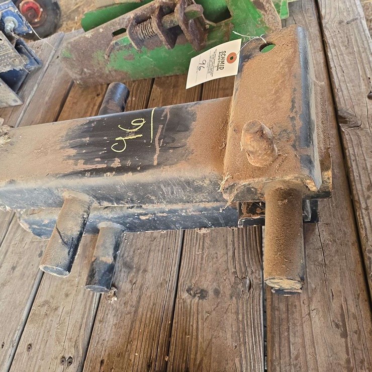 2 Leon quick attach loader hookups