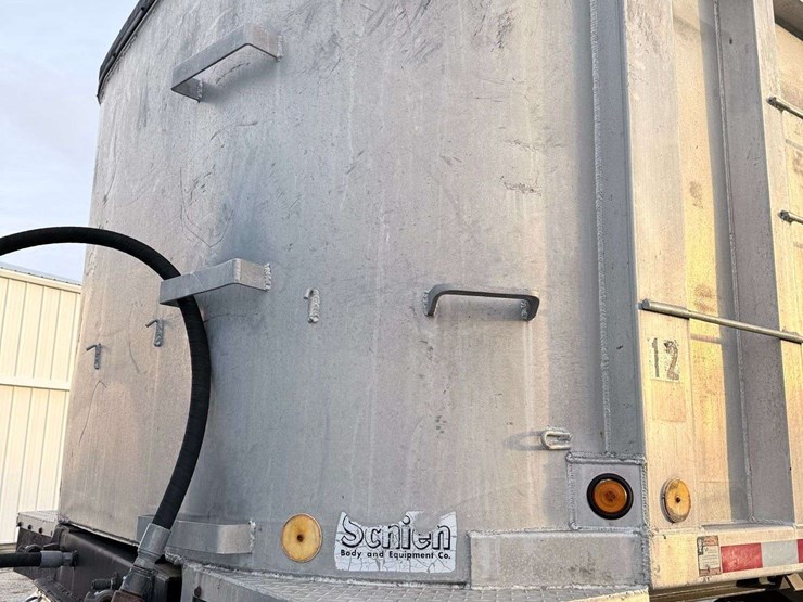 1983-schien-28ft-image-3