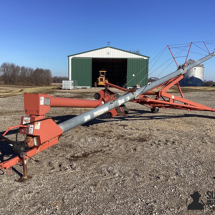 Hutchinson /Mayrath Swing Away Auger