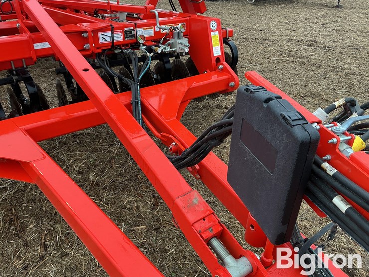 2020-kuhn-krause-excelerator-8005-30’-vertical-tillage-image-11