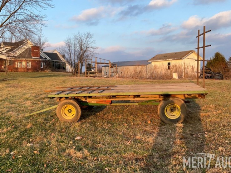 14ft.-hay-rack-on-john-deere-running-gear-image-2