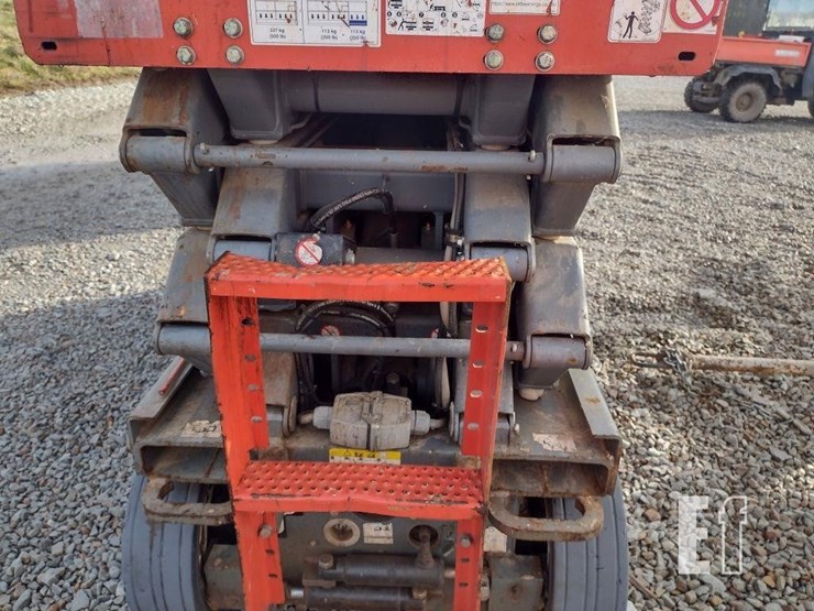 skyjack-sjiii3226-image-10