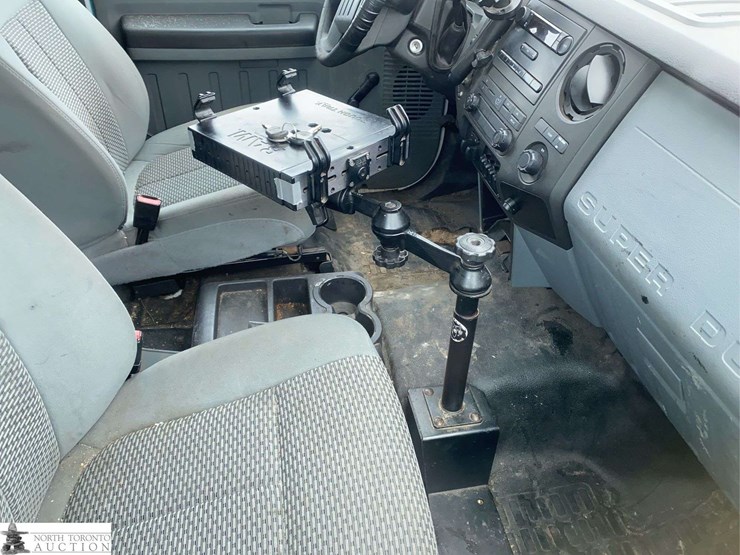 2013-ford-f450-image-46