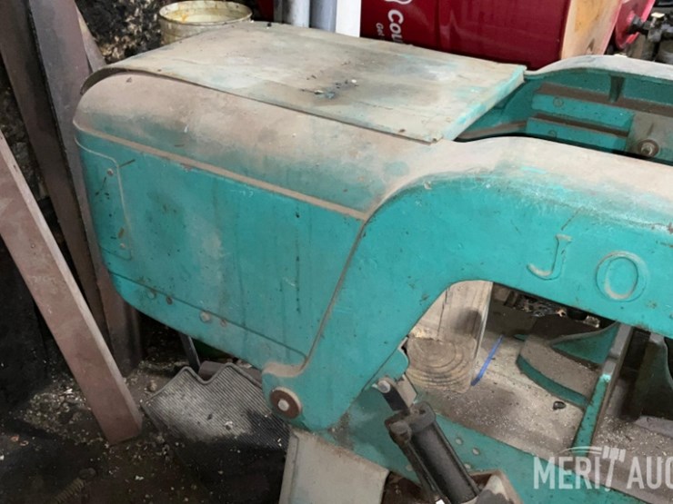 dake-johnson-band-saw-image-4