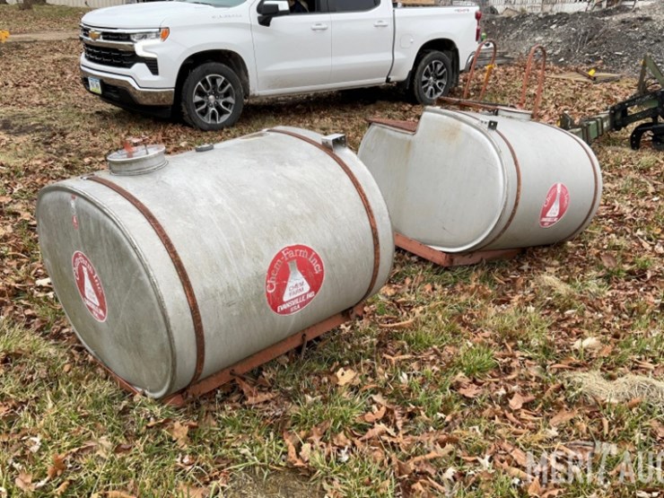 (2)-aluminum-tanks-image-4