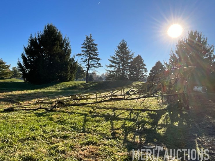 70ft.-sprayer-boom-image-2