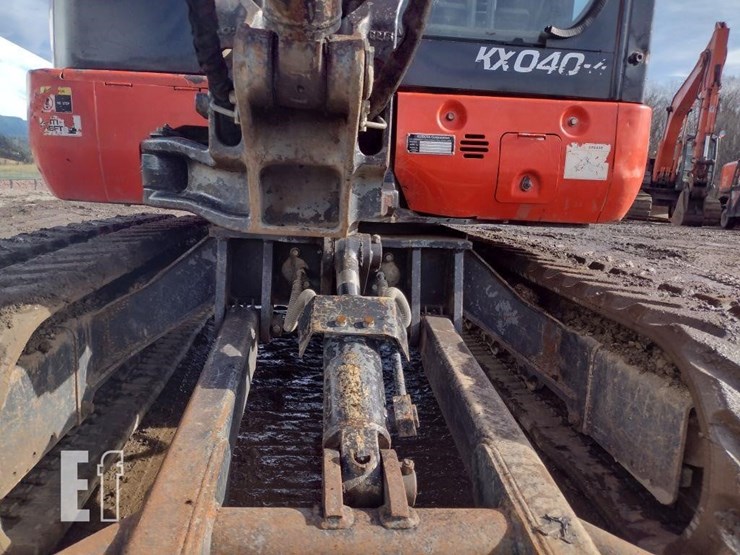 kubota-kx040-4-image-23