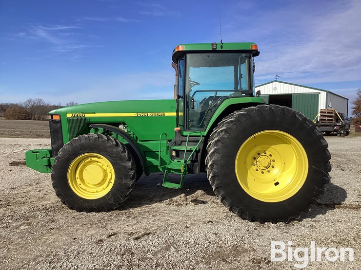 1995-john-deere-8200-image-8