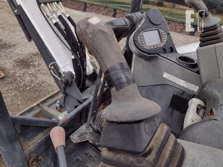 bobcat-e32i-image-11
