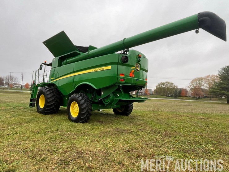 2015-john-deere-s660-image-3