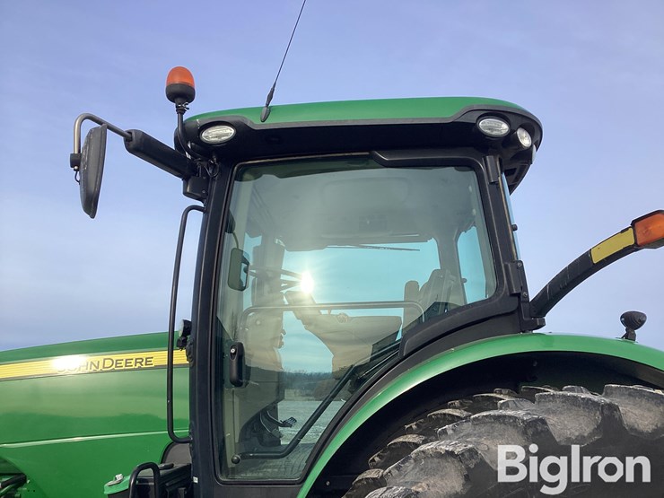 2014-john-deere-8320r-image-17