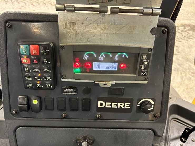 2021-deere-310sl-hl-image-65