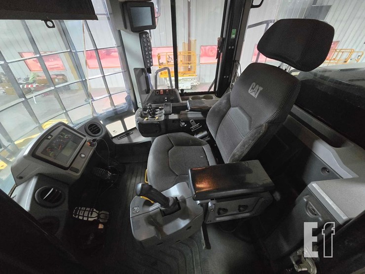 caterpillar-966m-image-11