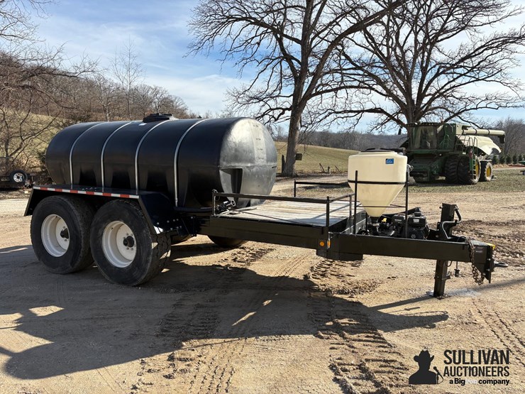 2023-behnke-enterprises-t/a-nurse-tank-trailer-image-3