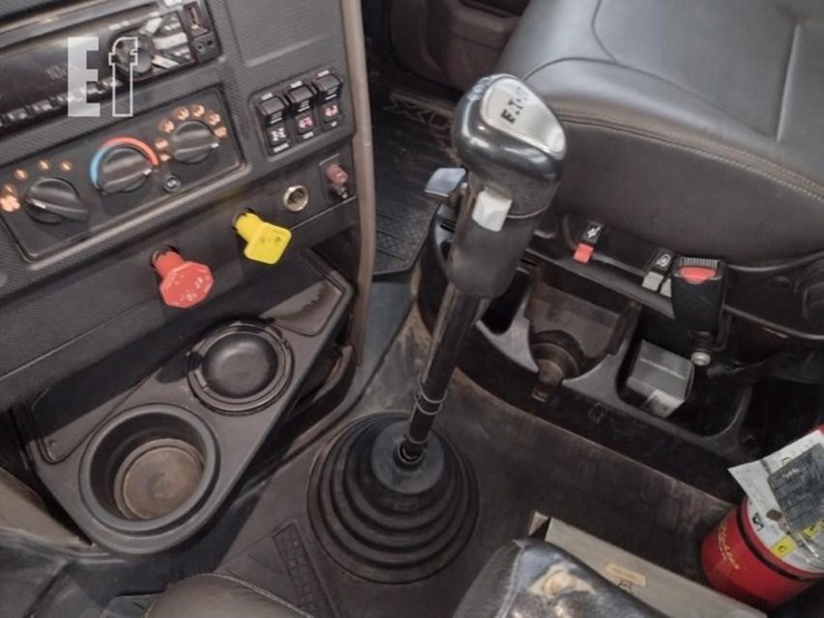 international-hx520-image-12