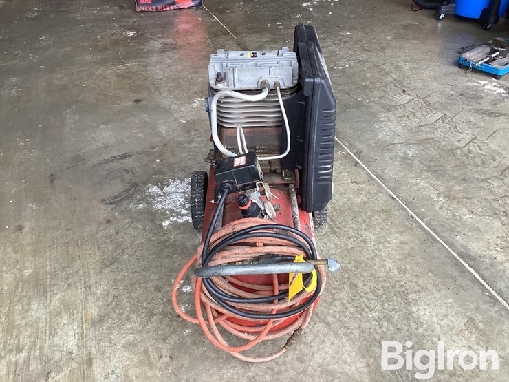 craftsman-air-compressor-image-2