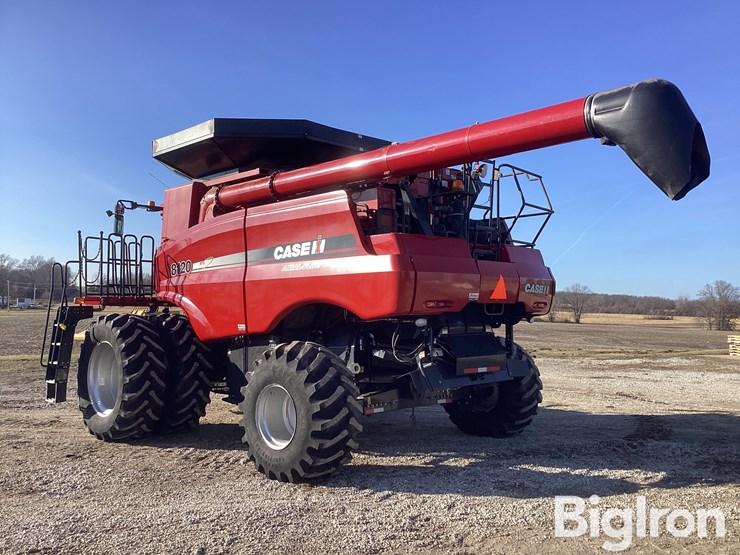 2012-case-ih-8120-image-7