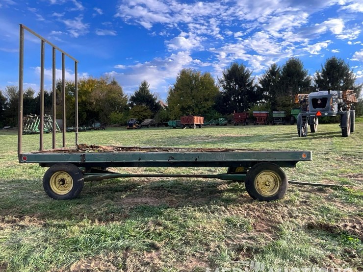 hay-rack-on-john-deere-running-gear-image-6