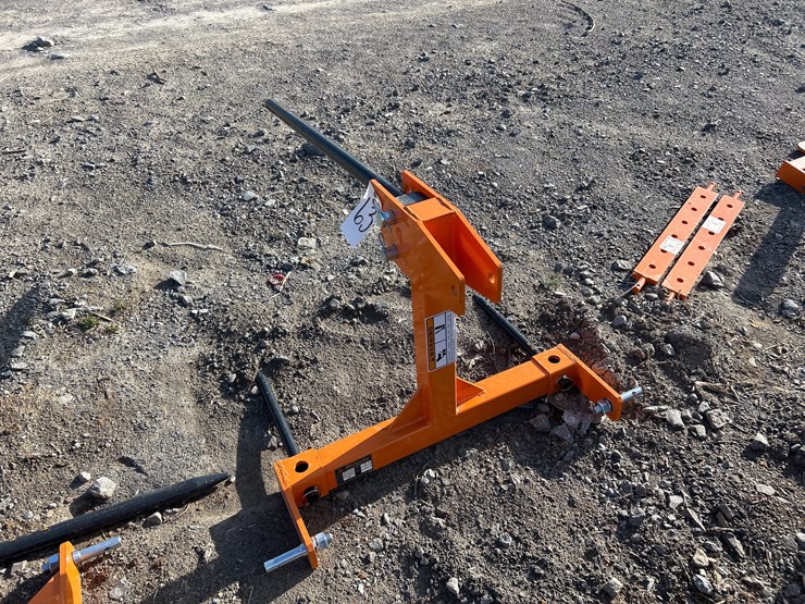 #63-•-unused-3pt-hay-spear-image-2