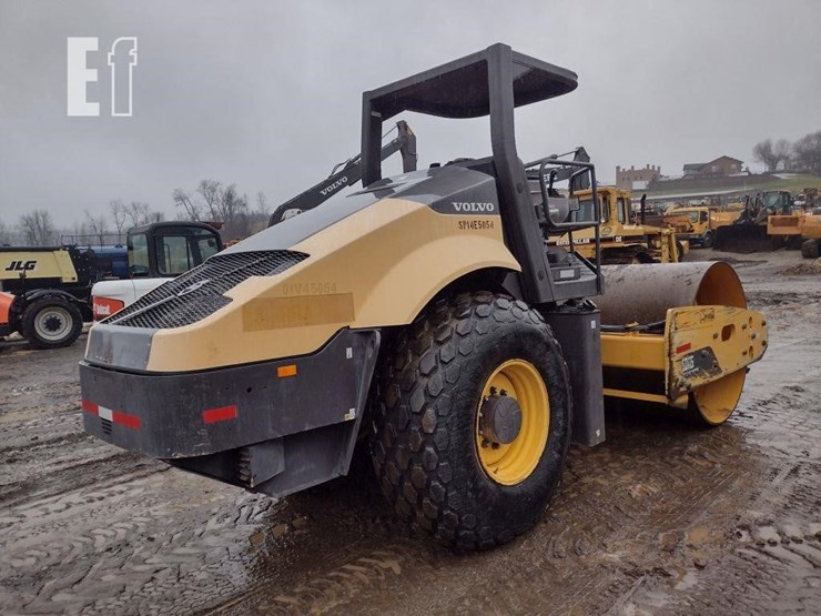 2014-volvo-sd115-image-28