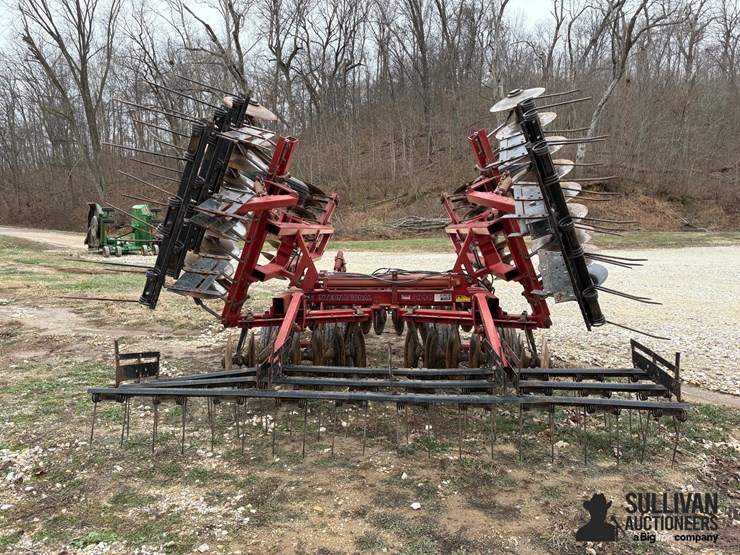 case-ih-3900-image-6