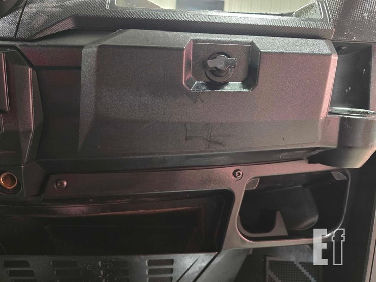 polaris-pro-xd-fs-diesel-crew-image-18